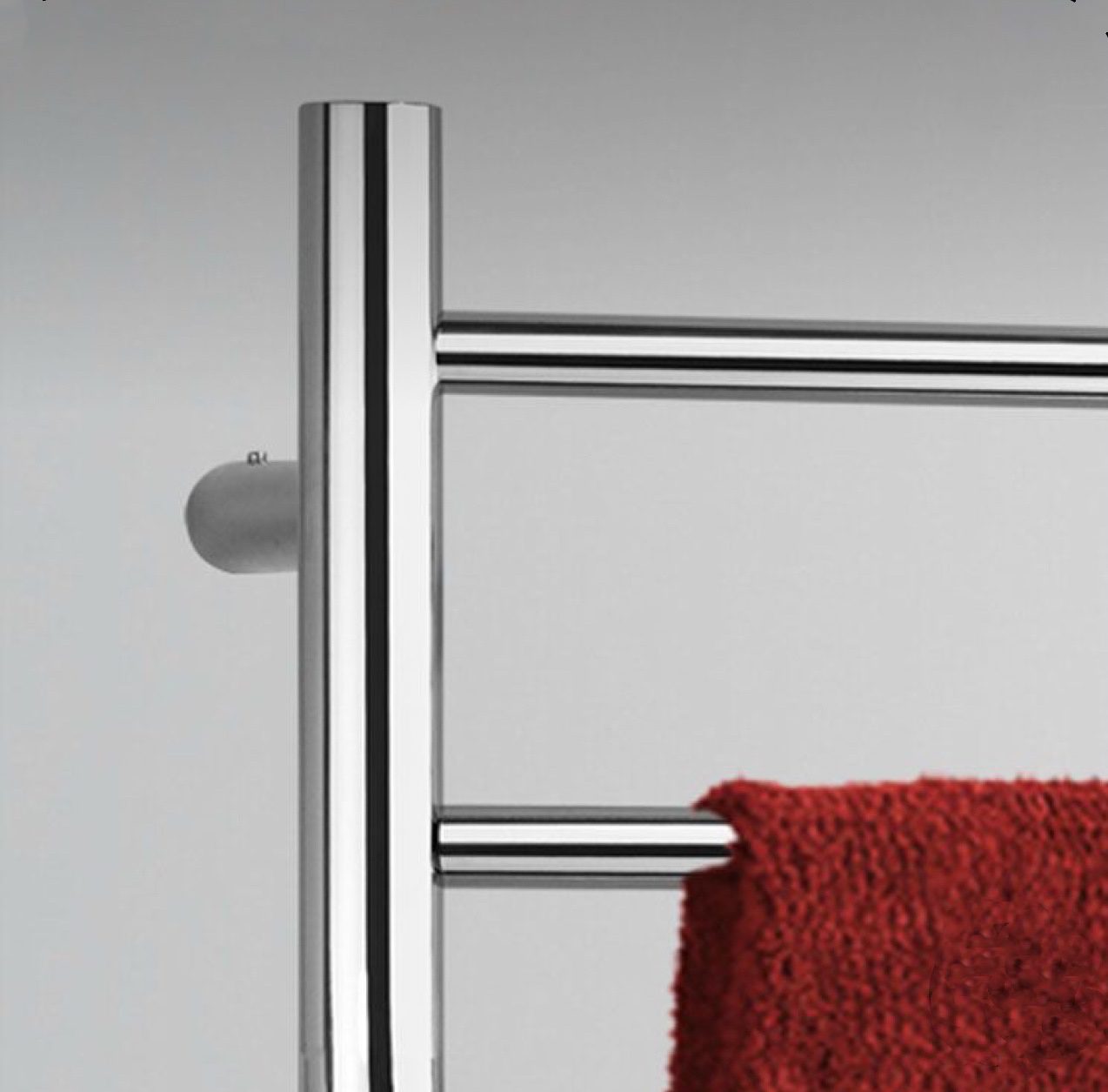 chrome round heated towel raill detail