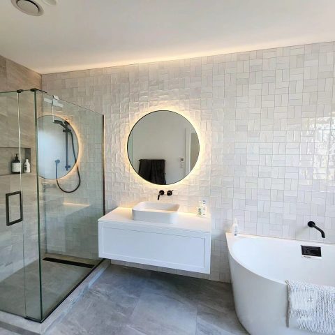 ORA Framed Round Back-Lit 800mm LED Mirror - Brushed Gold - Image 1