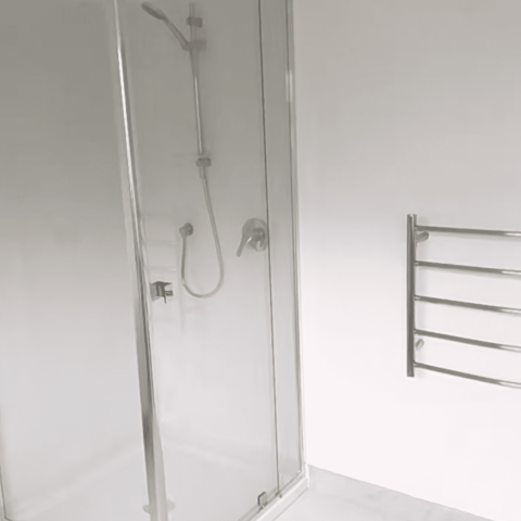 Framed 900wx900dmm Shower SwingDoor Glass Square Inc Glass+Tray+Liner - Image 2