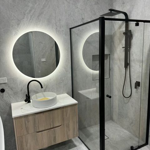 Framed 900wx900dmm Shower Swing Door Square Matte Black Inc Glass+Tray+Liner - Image 2