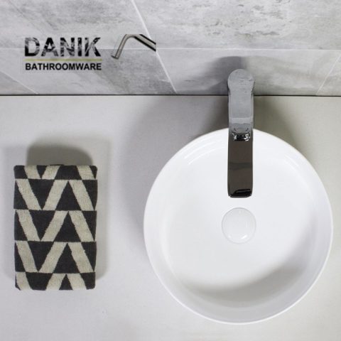 32mm Pop-Up Waste With Overflow – Ceramic Cap - Image 1