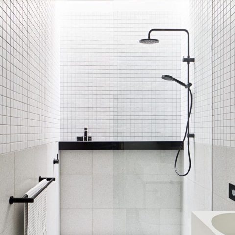 Towel Rail Black Round Double Bars - Image 3