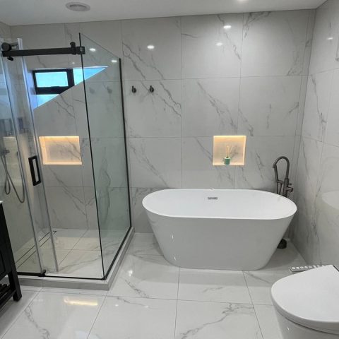 900mm Tiled Insert Channel Shower Drain – Matte Black - Image 5