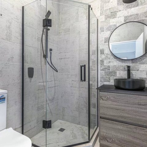 Frameless Diamond Glass 1000wmm Matte Black - Image 2