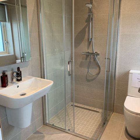 Framed 1000wx1000w Shower Box Square Double Sliding Door With Tray liner - Image 6