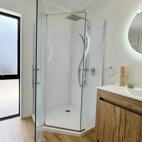 Framed Diamond 1000wmm Shower Box Inc Glass Tray and Wall Liner - Image 2