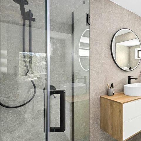 Frameless Diamond Glass 1000wmm Matte Black - Image 7