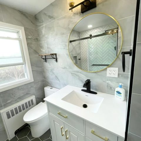 ORA Framed Round Back-Lit 700mm LED Mirror - Brushed Gold - Image 3